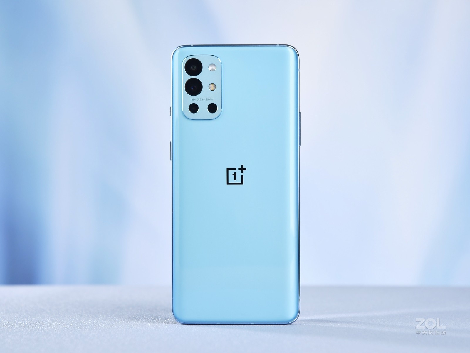 <em class=top1>1</em>һ9R ȫͨ 5G 8GB/128GB <b><i></i>2999</b>