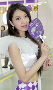 ���۹�����ɫ����