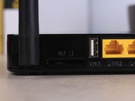 SD插槽和USB插槽