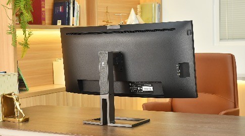 40英寸5K大屏飞利浦旗舰商务显示器让你工作效率翻倍