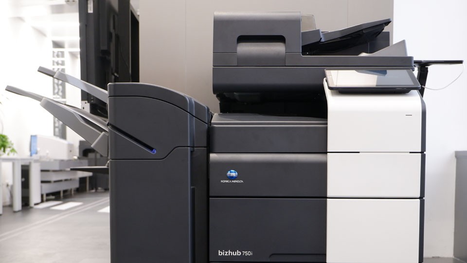 Ῠܴbizhub 750i