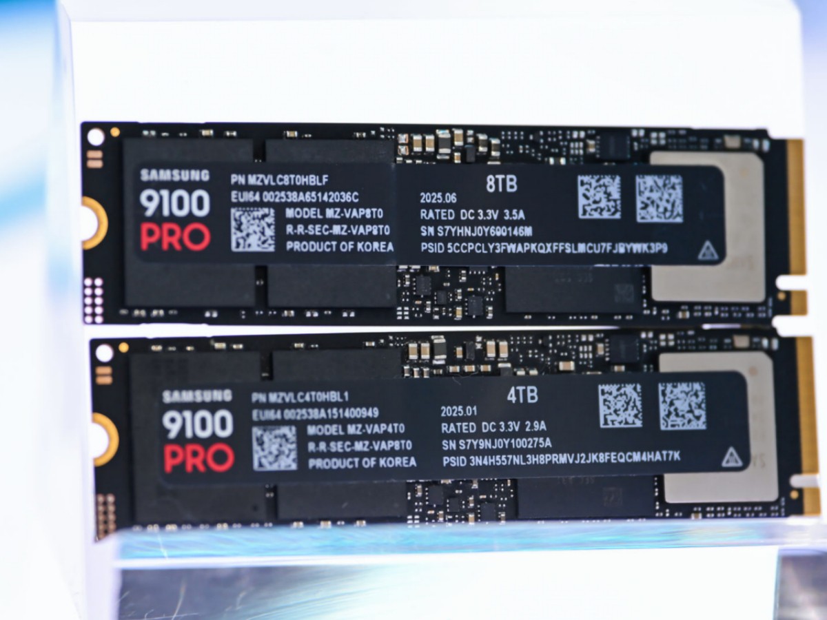 ����ʮ�㣡�̵�ChinaJoy2025����Ʒ�ƴ洢չ̨�ϵľ��޲�Ʒ