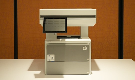 �׿���ӹ����Ĵ�ӡ�豸���ˣ�����6600dn��ҵ���ڰ׼���һ����ײ�