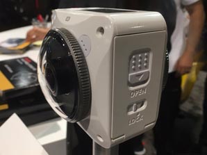 <b>6</b>�´�չʾ4K 360�����