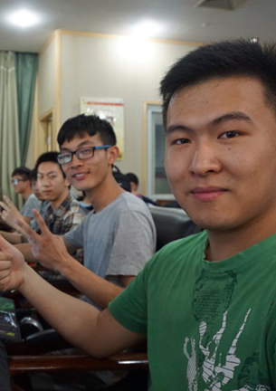 NVIDIAУ԰�� �人��ѧԺվ������Ļ