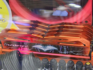 ת�����ص� Computexʮ��洢��Ʒ�̵�