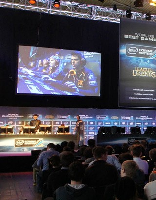 �羺��ʢ�� Intel��ʦ��CeBIT���ֳ�