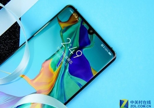 ��ΪP30 Pro����ж�ǿ P30 Pro/XS Max����PK