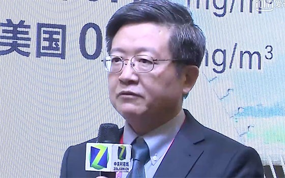 ר��A.O.ʷ��˹���������²��Ƿ�չ�ĸ���