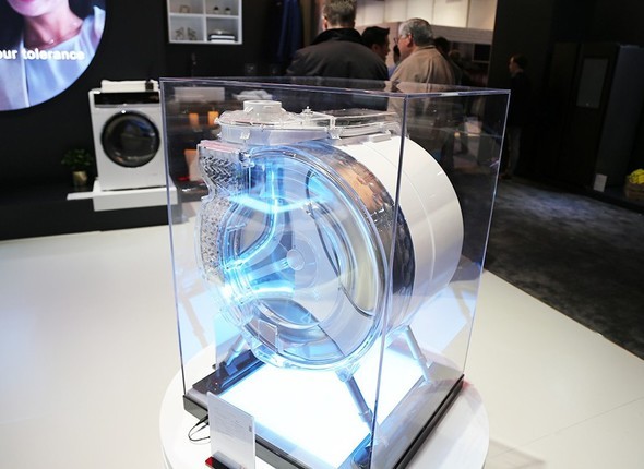  TCL dirt free washing machine crushes for CES 2019