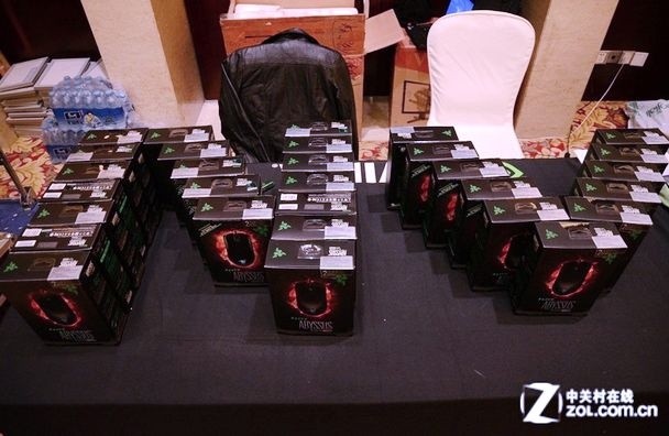 ����У԰��